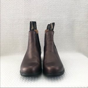 Blundstone Brown Leather Round Toe Chelsea Heeled Pull On Bootie 1673 Size 7.5